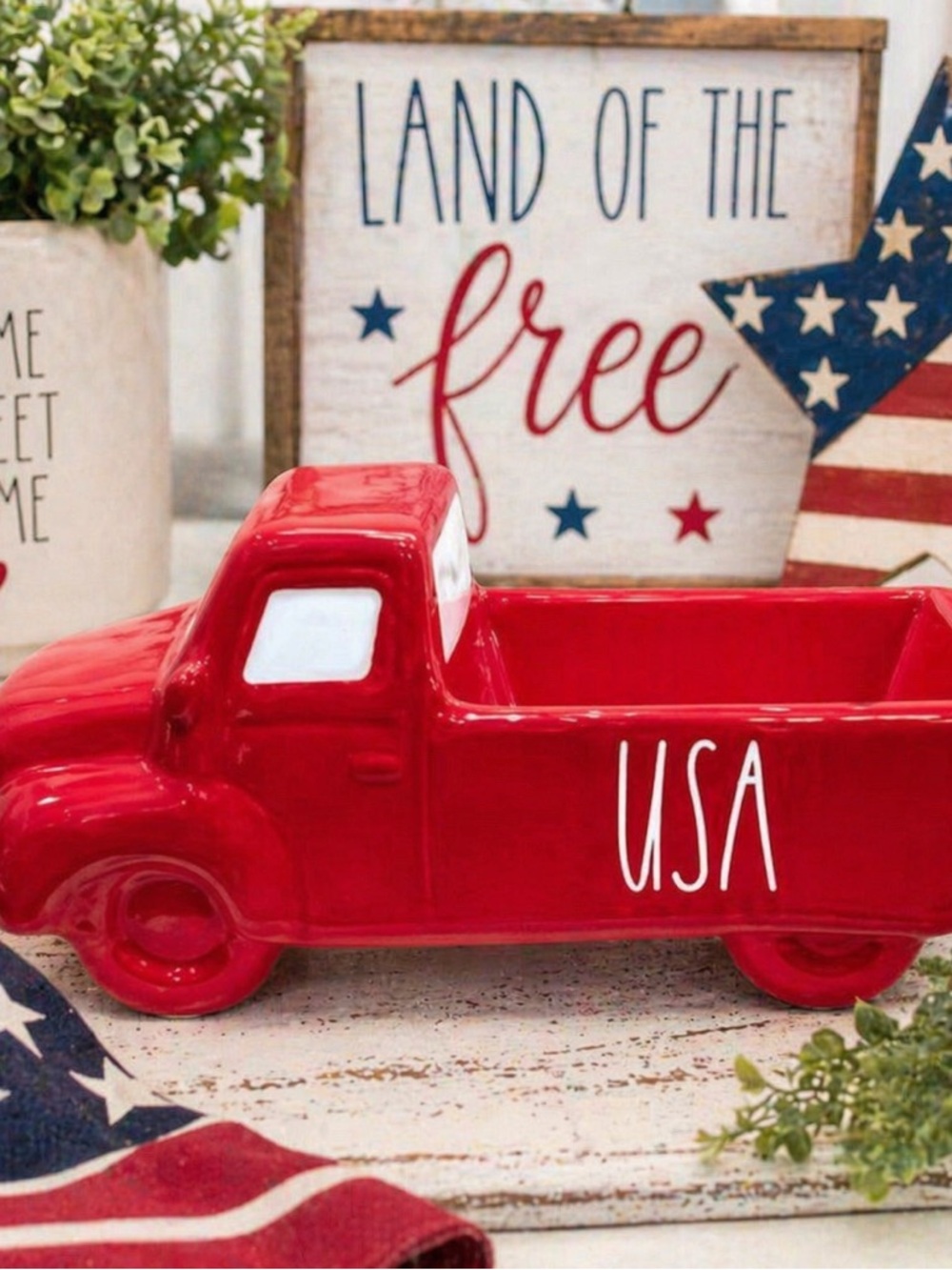 Rae Dunn Red USA Farmhouse Truck Ceramic Decor Patriotic HTF NEW